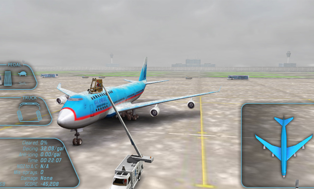 Training to deice a Boeing 747-400 widebody.
